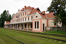 min 1073 4.jpg min 1073 4.jpg